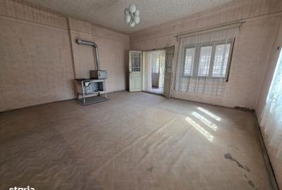 Casă cu 3 camere în Inău - 4