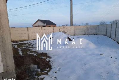 Casă cu 3 camere cu Canalizare în Cristian - 1