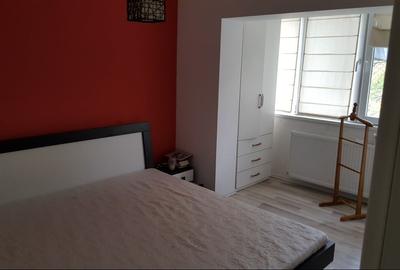 Apartament cu 3 camere decomandat în Torontalului - 3