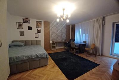 Garsonieră decomandată, mobilată în Central - 1