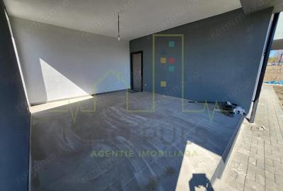 Apartament in Vila. Gradina proprie 150 mp. Terasa. 20.66 - 1