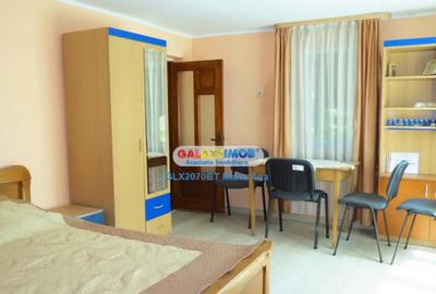 Casă cu 3 camere cu Teren 5000 Mp în Central - 9