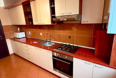 Inchiriez Apartament cu 2 camere zona Andrei Muresanu Inchiriez Apartament cu 2 camere zona Andrei Muresanu - 6