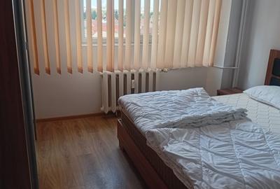 Apartament cu 3 camere decomandat, mobilat în Intim - 14