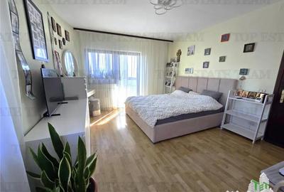 Casă cu 8 camere cu Teren 419 Mp în Corbeanca - 13