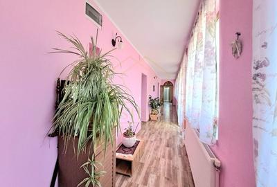 Casa individuala spatioasa, renovata total pe parter I Recas - 7