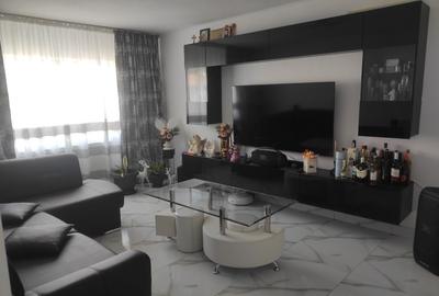Apartament cu 3 camere decomandat în Tomești - 1