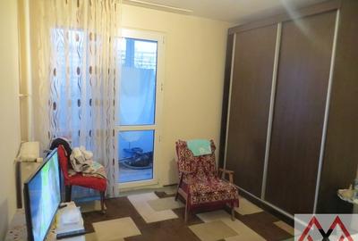 Apartament cu 2 camere semidecomandat în Titan - 1