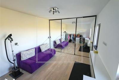 Casă cu 4 camere cu Teren 237 Mp în Central - 16
