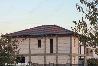 Casă cu Teren 1000 Mp în Central - 5