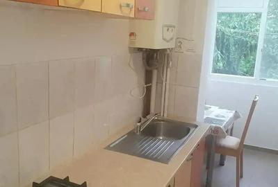 Garsoniera de vanzare, Tudor-Ramurele Garsoniera de vanzare, Tudor-Ramurele - 2