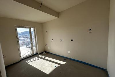 Apartament cu 3 camere semidecomandat în Florești - 5