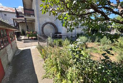 Ocazie!Casa  individuala S+P+1+M situata pe un teren 837mp cu deschidere la 2str - 47