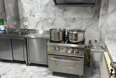 Casă cu 4 camere cu Teren 250 Mp în Runcu - 2