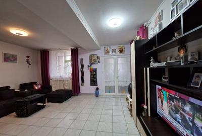 Casă cu 6 camere cu Teren 408 Mp în Ghencea - 13