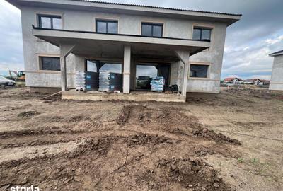 Casă cu 4 camere cu Teren 300 Mp în Șura Mică - 4