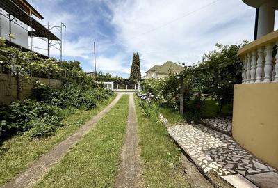 Casă cu 4 camere în Ostroveni - 1