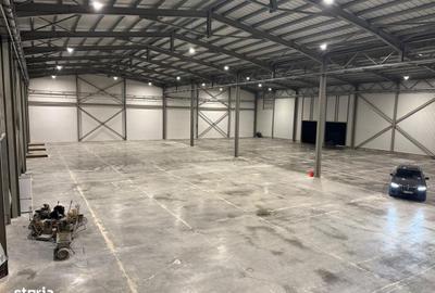 Spațiu comercial, de 1,500 mp, în Central - 2