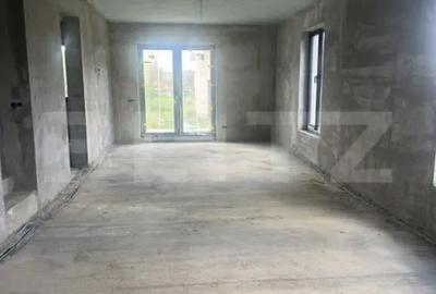Casă cu 6 camere cu Teren 900 Mp în Central - 10