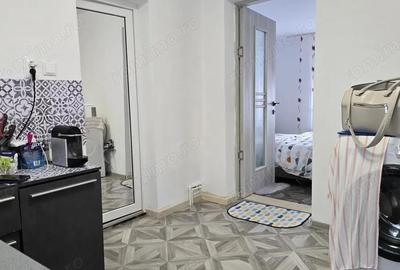 Casă cu 2 camere cu Teren 780 Mp în Simeria - 2
