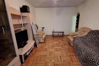 Apartament cu 2 camere decomandat în Piața Centrală
