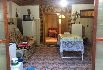 Casă cu 4 camere în Jariștea - 1