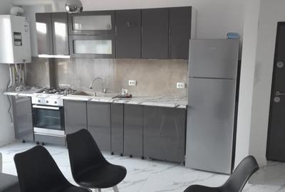 Apartament cu 3 camere semidecomandat, mobilat în Florești - 2
