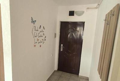 Apartament cu 2 camere semidecomandat în Central - 1