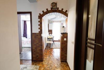 Apartament cu 2 camere decomandat în Tractorul - 14