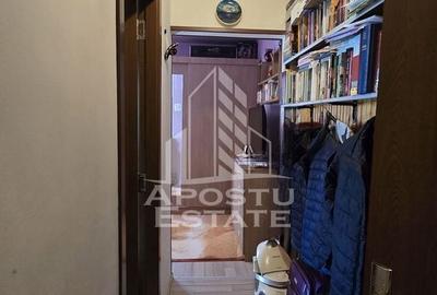 Apartament cu 3 camere, etaj intermediar, zona Dacia - 7