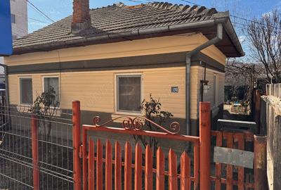 Casă cu 4 camere cu Teren 446 Mp în Central - 5