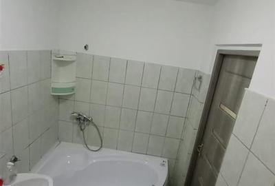 Apartament cu 2 camere decomandat, mobilat în Vasile Aaron - 15
