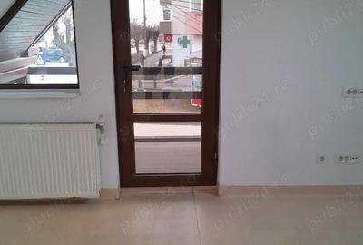 Spațiu comercial, de 100 mp, în Central - 3