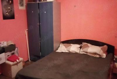 Apartament cu 3 camere decomandat în Central - 1
