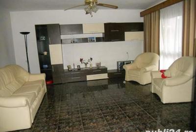 Casă cu 8 camere cu Teren 200 Mp în Gherla - 2