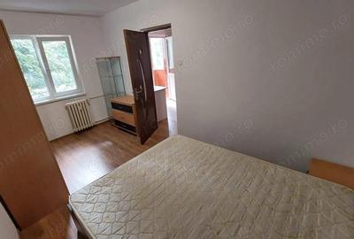 Apartament 2 camere, mobilat, etaj 1 - 3