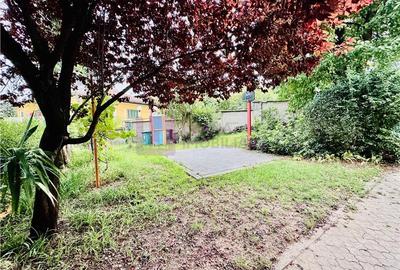 Apartament 3 camere la casa | central | Bld Victoriei | 89 mp | curte, garaj si - 7