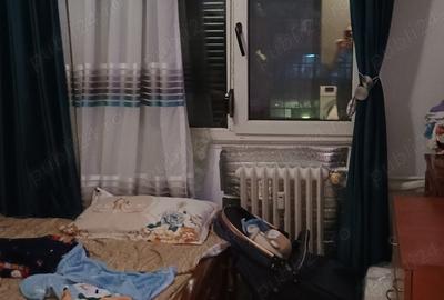 Vand apartament cu trei camere decomandat etaj 3 zona intersec?iei morarilor cu Fundeni langa parcul Vand apartament cu trei camere decomandat etaj 3 zona intersec?iei morarilor cu Fundeni langa parcul - 3