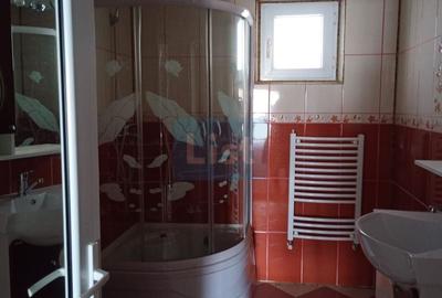 Casă cu 4 camere cu Canalizare în Șendreni - 6