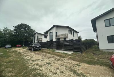 Vila cocheta in Ostratu - mai sunt de vanzare 2 - 23