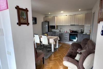 Casă individuală cu 5 camere cu Canalizare în Sud-Est - 10