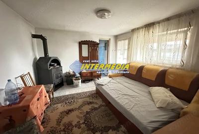 OKAZIE ! Casa cu Magazie 99 mp. Teren 570 mp. Alba Zona Arex toate utilitatile - 8