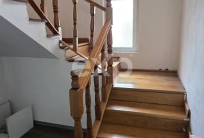 Casă individuală cu 8 camere cu Teren 577 Mp în Aninoasa - 14