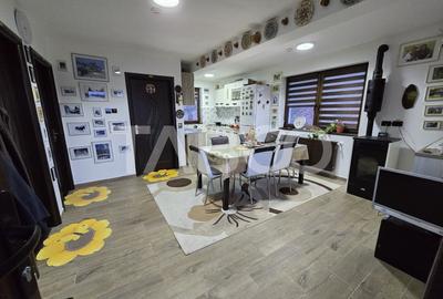 Casa de vacanta - pensiune 96 mp teren de 875 mp in Rasinari Sibiu - 1