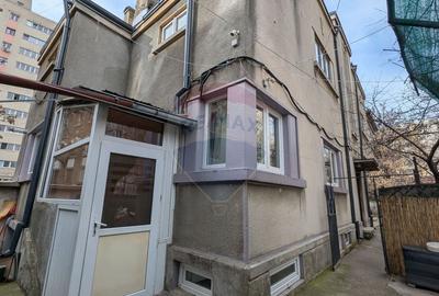 Casă cu 11 camere cu Teren 330 Mp în Iancului - 46