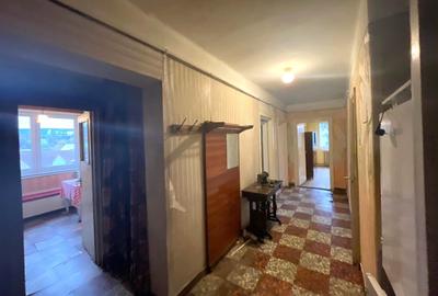 Apartament cu 4 camere decomandate , Plopilor - 11