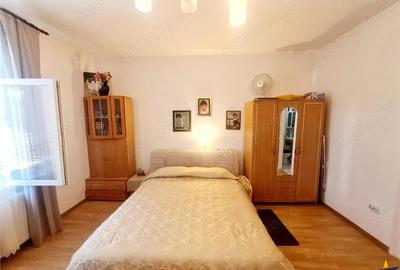 Camin cochet, chiar in inima orasului, etaj 1, perfect pentru locuit sau investitie - 2