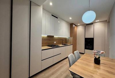 Garsonieră decomandată în Vitan