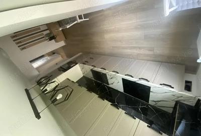 Vand apartament 3 camere in Floresti - 2