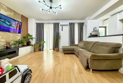 Apartament tip Duplex cu 4 Camere. Etaj inalt. Mobilat si Utilat Complet.